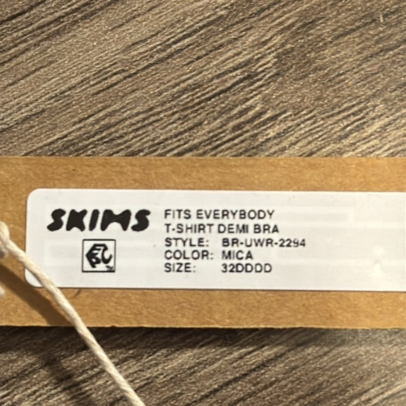 New Skims T-shirt Demi bra 32 DDDD Women's Cream Bra mica color - Picture 2 of 6